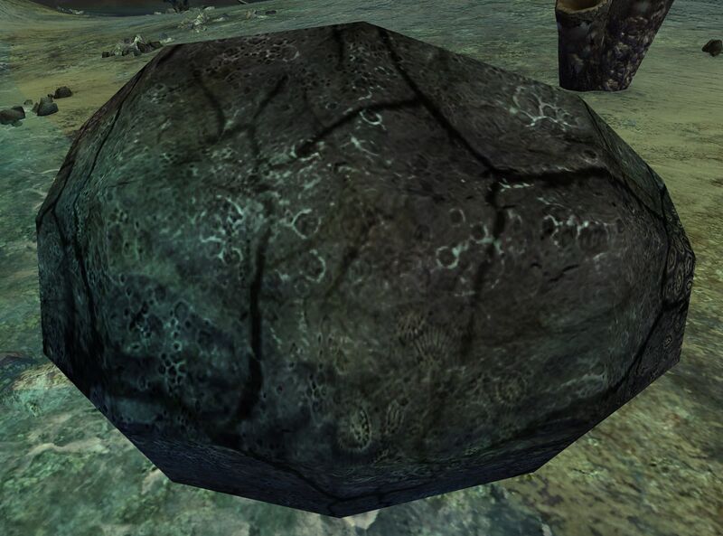 File:Risen Drake Egg (damaged).jpg