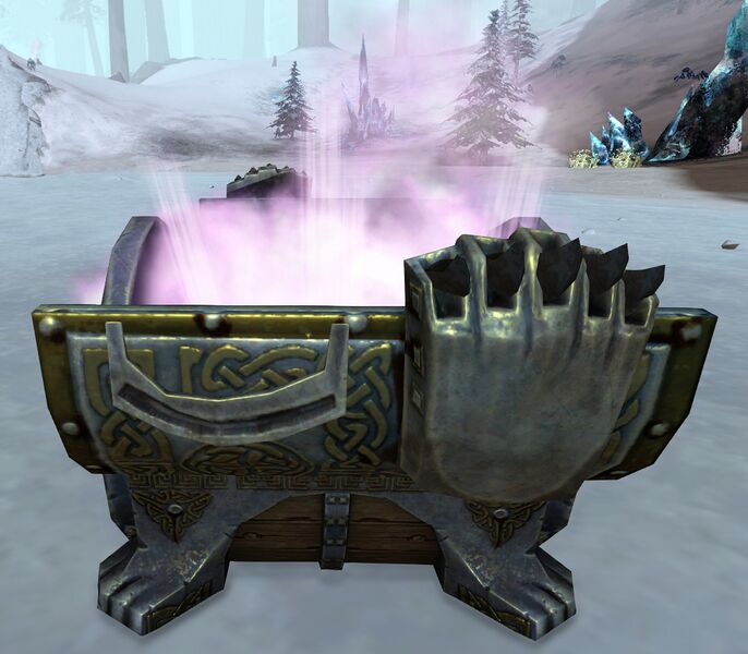 File:Shiverpeaks Chest (open).jpg