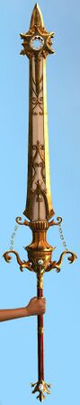 Sacred Solstice Greatsword.jpg