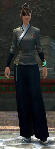 File:Xunlai Jade Sales Associate 10.jpg