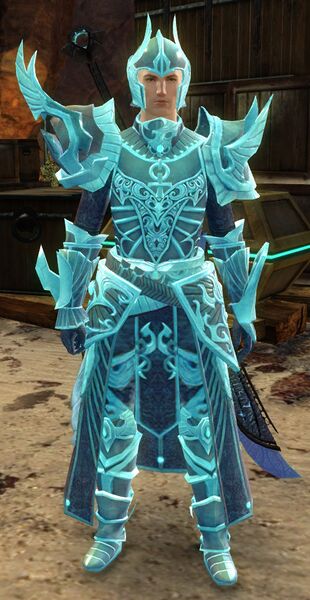 File:Vigil Crusader (Luminescent armor).jpg