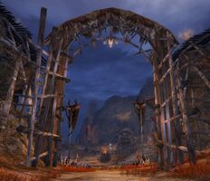 Centaur Gate (destroyed).jpg