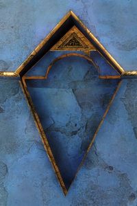 Wedge Symbol Hollow.jpg