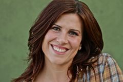 Janell Cox.jpg