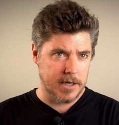 Chris Cox.jpg