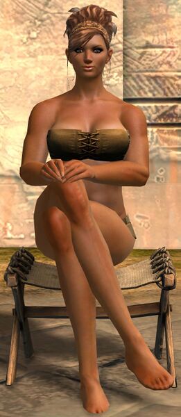 File:Simple Stool norn female.jpg