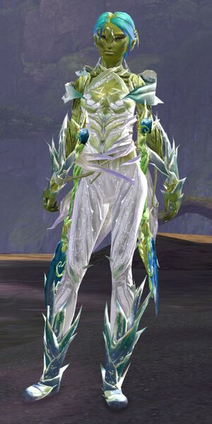 File:Crystal Bloom Warden female 2.jpg