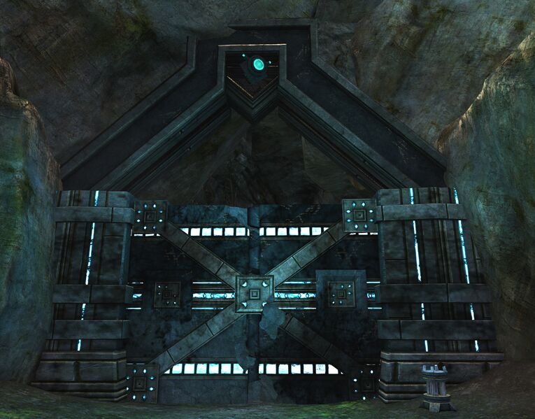 File:Gate (The Funhouse, damaged).jpg